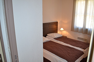Residence Loudenvielle - Peyragudes - Les Jardins de Balnéa*** - Bedroom with 2 single beds - 1 bedroom apartment, sleeps 6